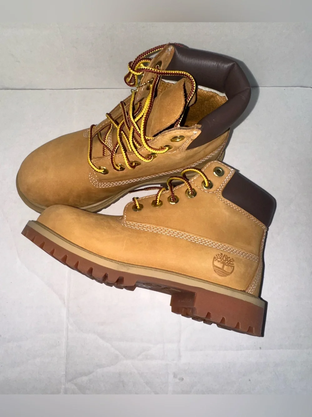 Timberland 12709 Youth 6-Inch Premium Waterproof Boots Wheat Nubuck Size 1